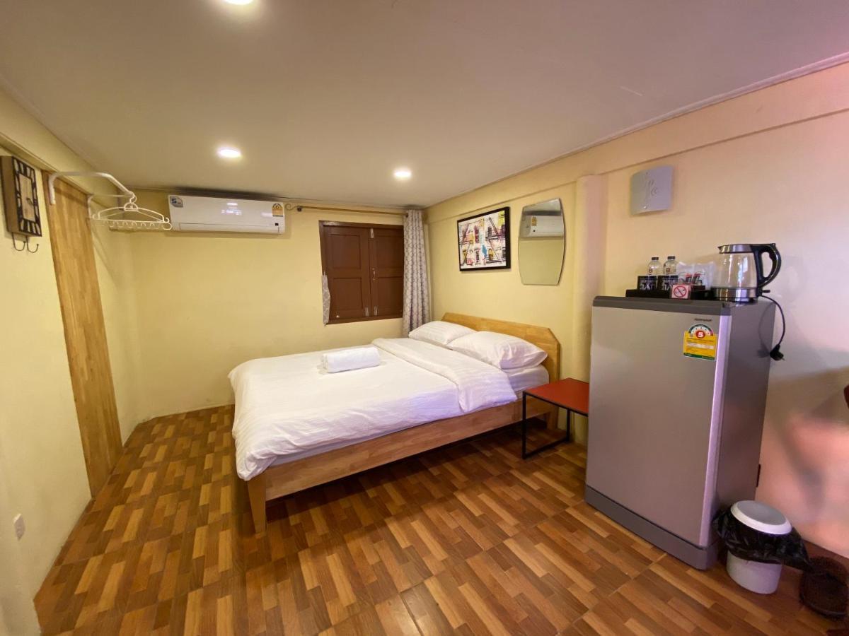 Bed in Beyt Boutique Hotel Nonthaburi Extérieur photo